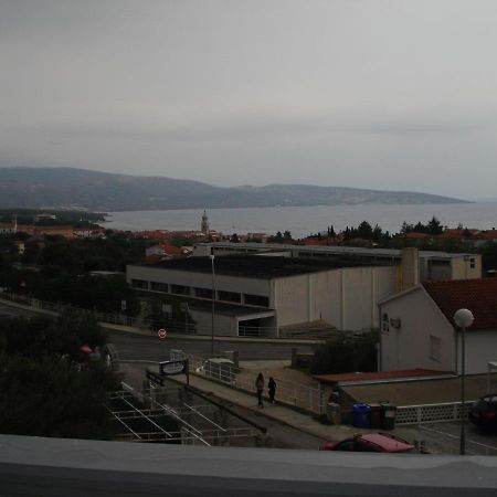 Apartments Villa Angela Krk Town Exterior photo
