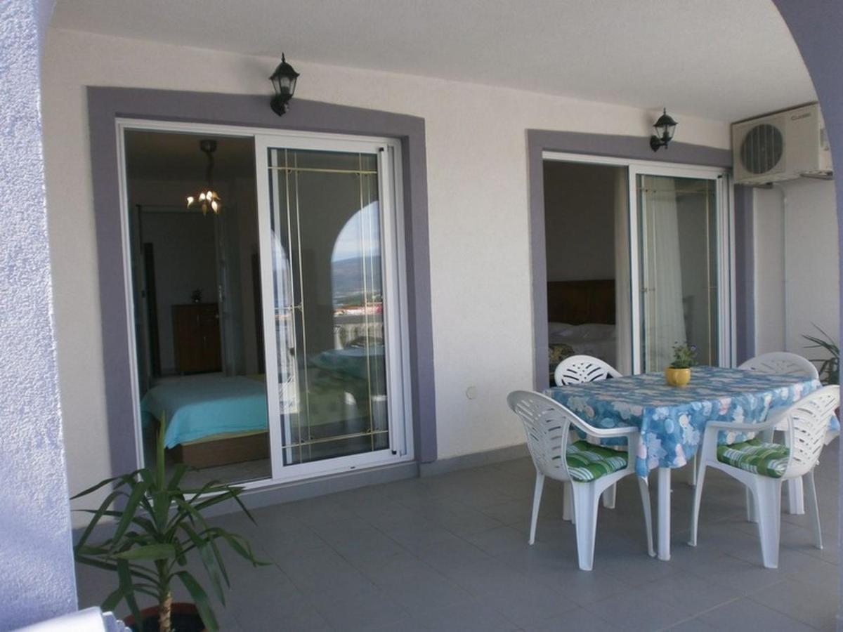 Apartments Villa Angela Krk Town Room photo