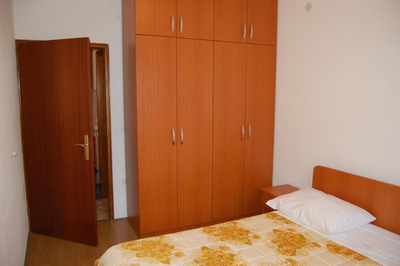 Apartments Villa Angela Krk Town Room photo