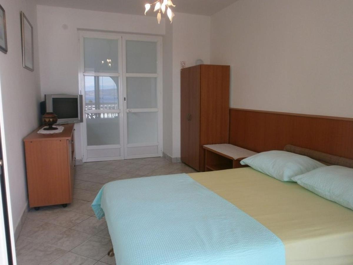 Apartments Villa Angela Krk Town Room photo